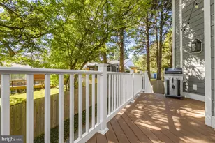 10205 Farnham Dr, Bethesda, MD 20814 - Photo 53