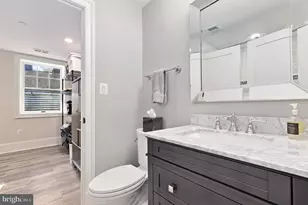 10205 Farnham Dr, Bethesda, MD 20814 - Photo 47