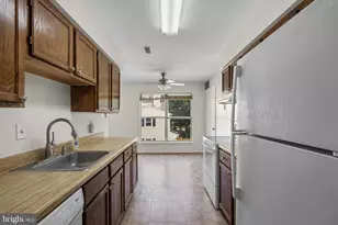 18107 Rolling Meadow Way, Olney, MD 20832 - Photo 11