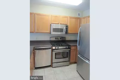 7111 Woodmont Avenue #610, Bethesda, MD 20814 - Photo 3