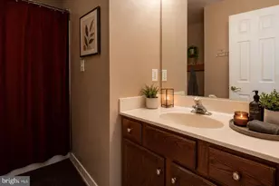 1 Hickory Spring Ct, Gaithersburg, MD 20882 - Photo 29