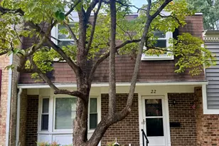 22 Wade Ct, Gaithersburg, MD 20878 - Photo 1