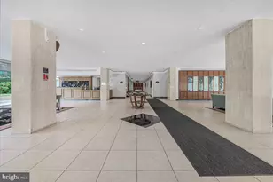 10401 Grosvenor Pl, Rockville, MD 20852 - Photo 15