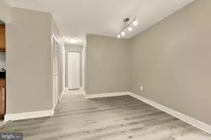 1220 Blair Mill Rd, Silver Spring, MD 20910 - Photo 9