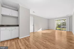 18302 Streamside Dr, Gaithersburg, MD 20879 - Photo 7