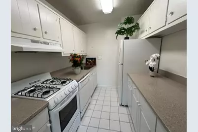 10500 Rockville Pike #719, Rockville, MD 20852 - Photo 11