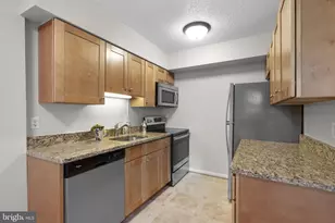 7401 Westlake Terrace, Bethesda, MD 20817 - Photo 17