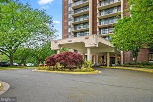 7401 Westlake Terrace, Bethesda, MD 20817 - Photo 3