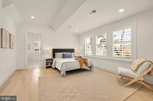 9115 Redwood Ave, Bethesda, MD 20817 - Photo 25