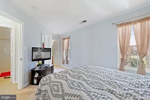 11420 Tulip Poplar Terrace, Germantown, MD 20876 - Photo 17