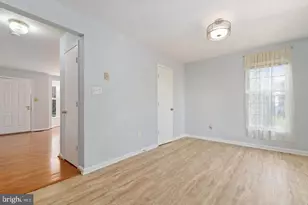 11420 Tulip Poplar Terrace, Germantown, MD 20876 - Photo 7