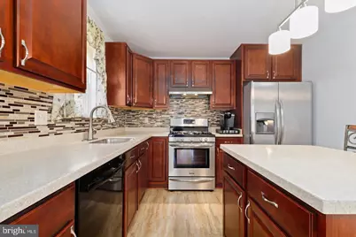 11420 Tulip Poplar Terrace, Germantown, MD 20876 - Photo 11