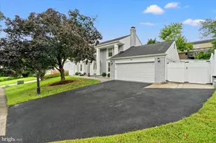 10904 Gainsborough Rd, Potomac, MD 20854 - Photo 61