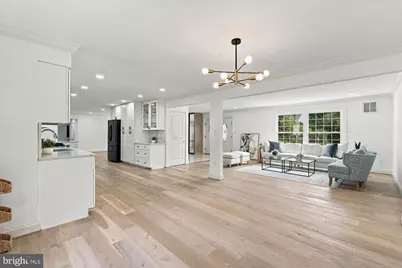 10904 Gainsborough Road, Potomac, MD 20854 - Photo 11