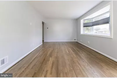 1100 Gilbert Road, Rockville, MD 20851 - Photo 7