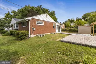 1100 Gilbert Rd, Rockville, MD 20851 - Photo 43