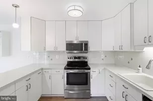 19108 Rhodes Way, Montgomery Village, MD 20886 - Photo 9