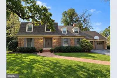8200 W Gainsborough Court, Potomac, MD 20854 - Photo 1