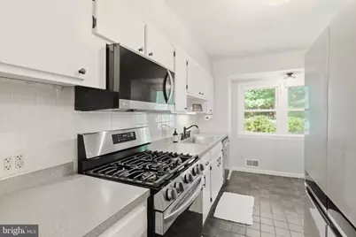 14008 Parkland Drive, Rockville, MD 20853 - Photo 7