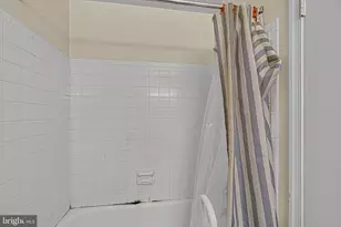 10807 McComas Ct, Kensington, MD 20895 - Photo 21