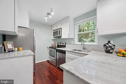 19904 Buhrstone Drive, Gaithersburg, MD 20886 - Photo 13