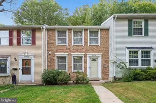 19904 Buhrstone Dr, Gaithersburg, MD 20886 - Photo 1