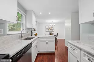 19904 Buhrstone Dr, Gaithersburg, MD 20886 - Photo 15