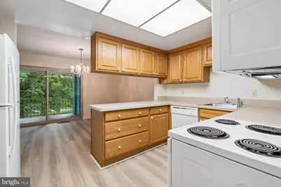 3374 Chiswick Court #56-2C, Silver Spring, MD 20906 - Photo 5
