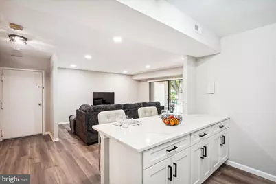 820 Quince Orchard Boulevard #102, Gaithersburg, MD 20878 - Photo 5