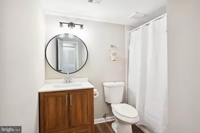 820 Quince Orchard Boulevard #102, Gaithersburg, MD 20878 - Photo 11