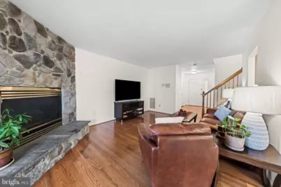 12521 Hawks Nest Lane, Germantown, MD 20876 - Photo 7