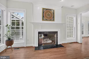 210 Long Trail Ln, Rockville, MD 20850 - Photo 27