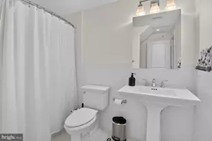 210 Long Trail Ln, Rockville, MD 20850 - Photo 55