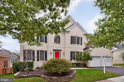 210 Long Trail Lane, Rockville, MD 20850 - Photo 3
