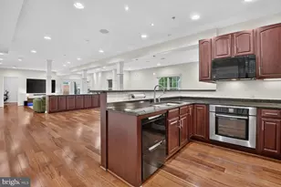 210 Long Trail Ln, Rockville, MD 20850 - Photo 61