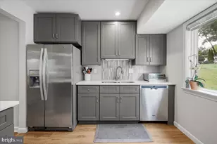 14203 Oakvale St, Rockville, MD 20853 - Photo 11