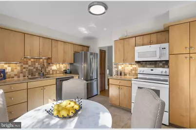 8810 Spring Valley Road, Chevy Chase, MD 20815 - Photo 9