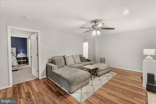 111 Timberbrook Ln, Gaithersburg, MD 20878 - Photo 9