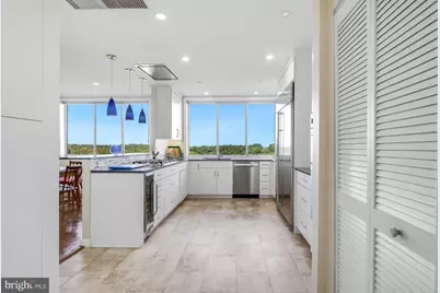 10401 Grosvenor Place #1705, Rockville, MD 20852 - Photo 17