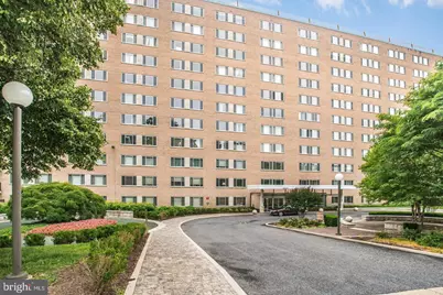 1900 Lyttonsville Road #610, Silver Spring, MD 20910 - Photo 11
