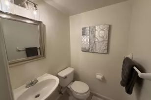 4 Prairie Rose Ln, Gaithersburg, MD 20878 - Photo 11