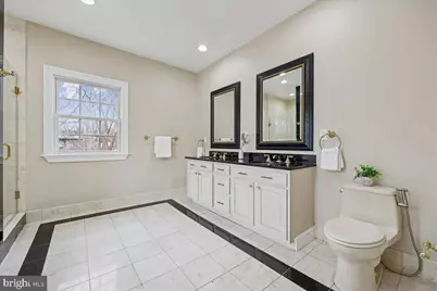 4902 Derussey Parkway, Chevy Chase, MD 20815 - Photo 29