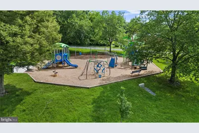 12900 Circle Drive, Rockville, MD 20850 - Photo 13