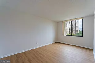 5225 Pooks Hill Rd, Bethesda, MD 20814 - Photo 7