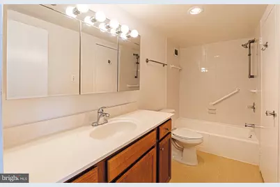 5225 Pooks Hill Road #517S, Bethesda, MD 20814 - Photo 9