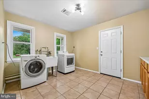 17132 Hoskinson Rd, Poolesville, MD 20837 - Photo 37