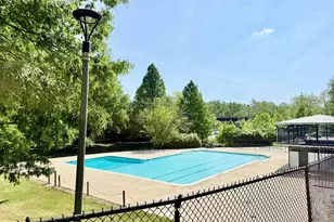 10201 Grosvenor Pl, Rockville, MD 20852 - Photo 17