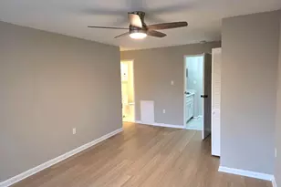 10201 Grosvenor Pl, Rockville, MD 20852 - Photo 5