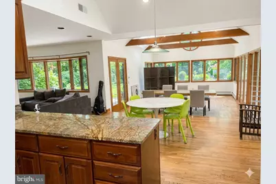 6304 Wiscasset Road, Bethesda, MD 20816 - Photo 9