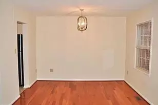 9 Midline Rd, Gaithersburg, MD 20878 - Photo 9